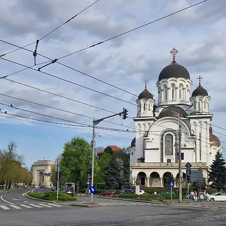 2 Arcul De Triumf Kiseleff Quiet Area Апартаменты *